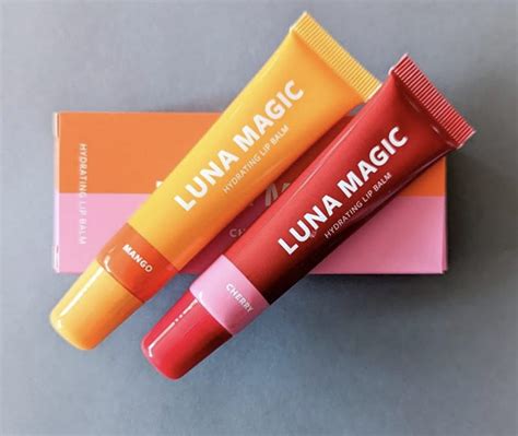 Luna magix hydrating lip balm